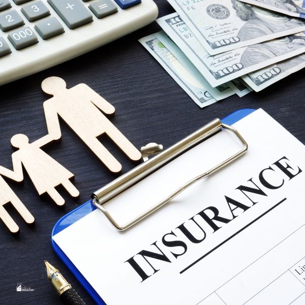 Life insurance. Policy and figures of family.