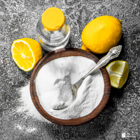 An image of baking soda and lemons.